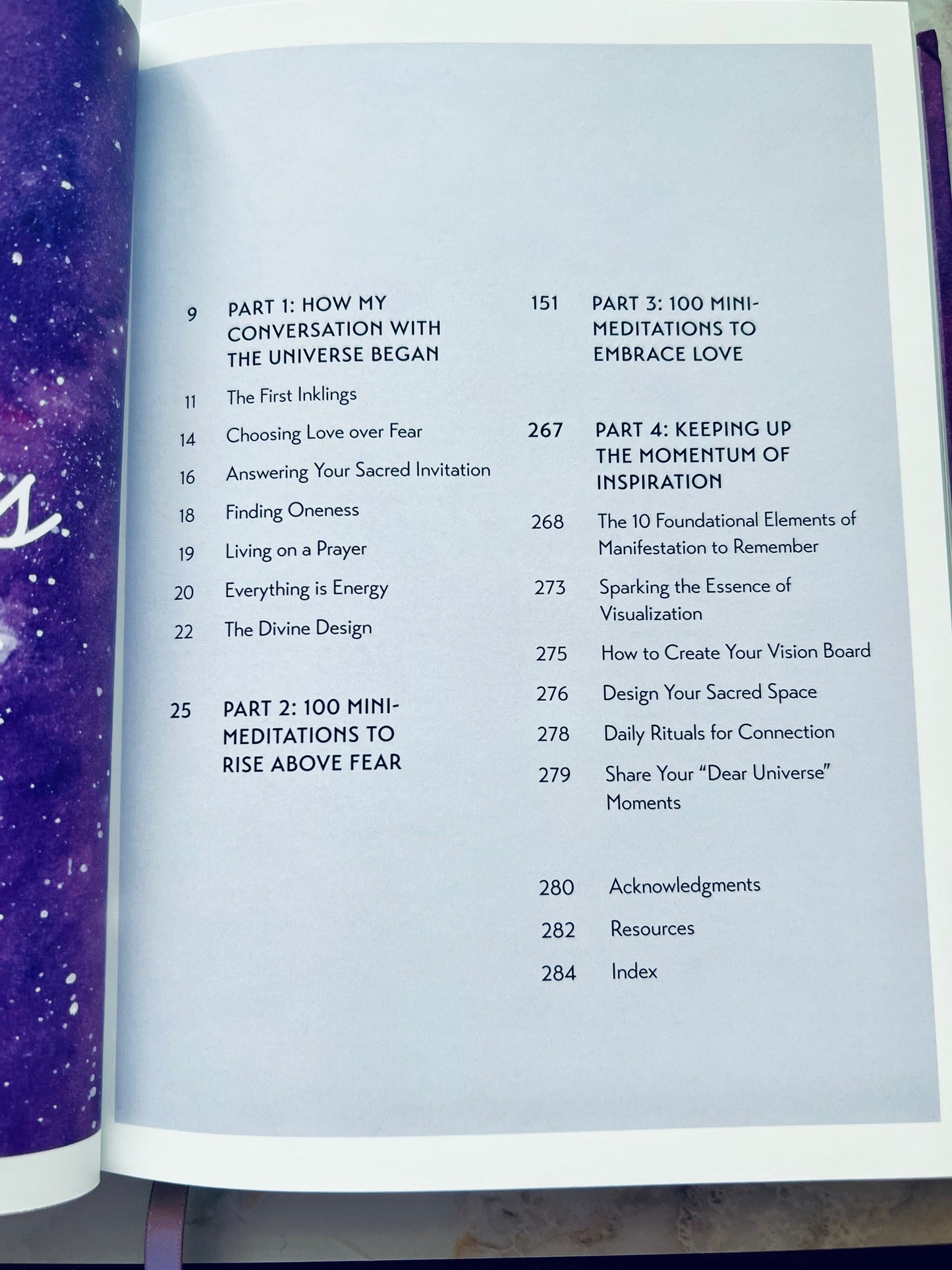 Dear Universe: 200 Mini Meditations for Instant Manifestations