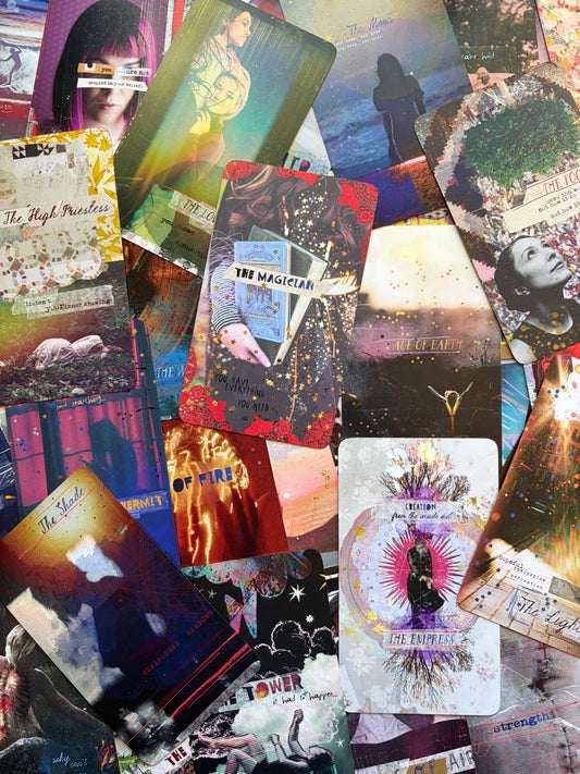 Duet of Shade & Light Tarot Deck